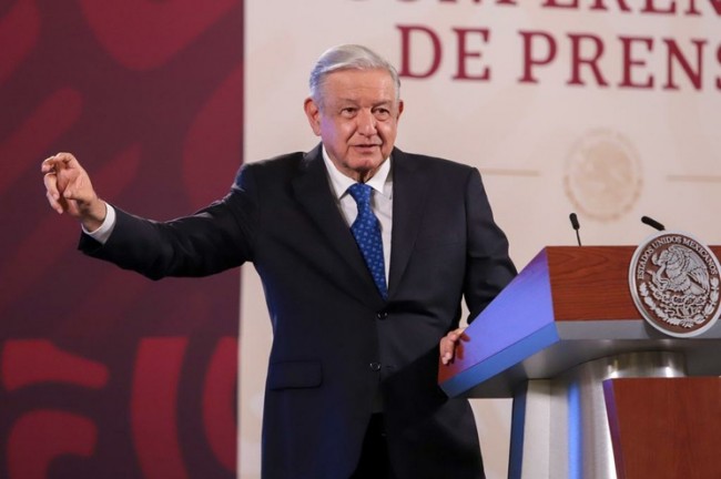 Pendiente de recuperar área petroquímica: AMLO