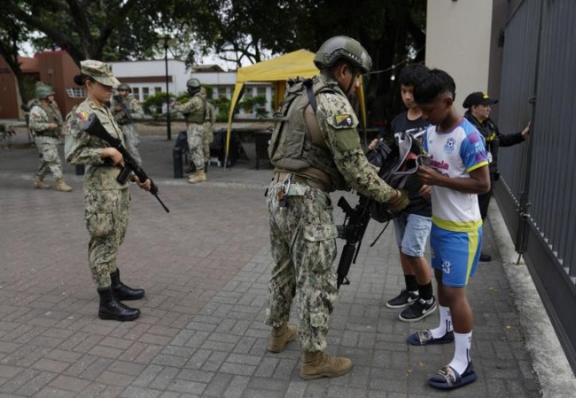 82% de participación en  la elección ecuatoriana