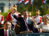 Asume Santiago Peña la presidencia de Paraguay