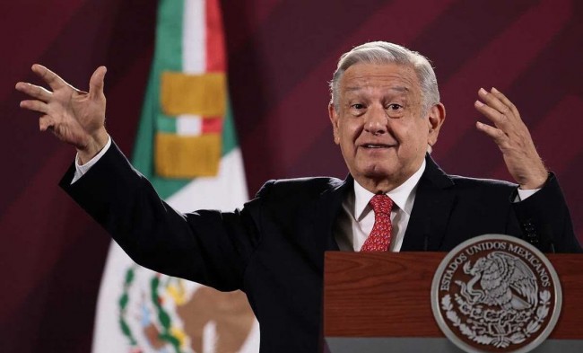 Alista AMLO entrega de “bastón de mando” a corcholata de Morena