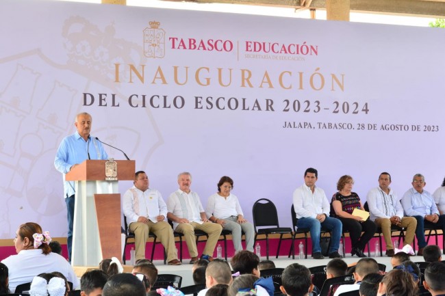 Regresan a clases más de 522 mil estudiantes