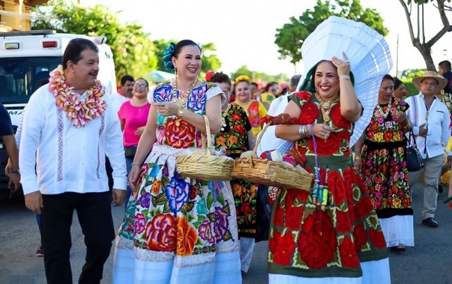 La Guelaguetza cerró la feria en Huimanguillo