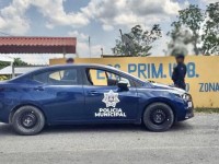 Cuida la policía municipal los centros educativos locales