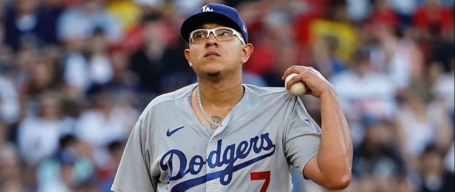 Julio Urías arrestado  por violencia doméstica