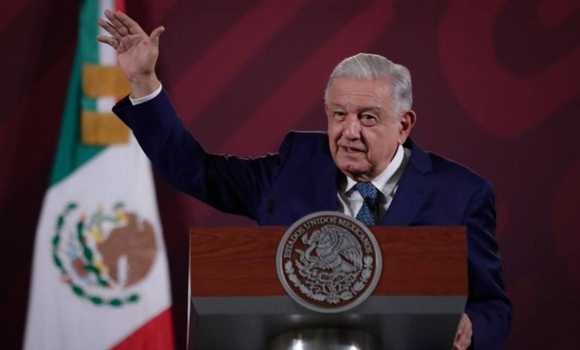 No hay límite para aportar recursos a Acapulco: AMLO