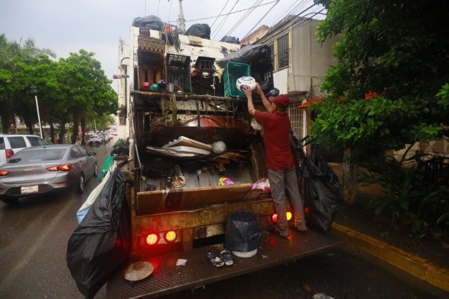 Inicia segunda semana del Plan Emergente contra el Dengue en Centro