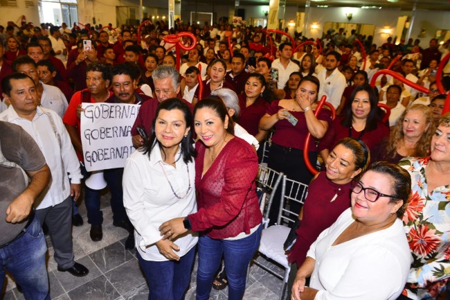 Sostiene Yolanda Osuna Huerta una asamblea informativa