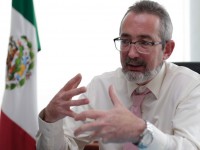 Tras el escándalo, Óscar Guerra Ford renuncia a su cargo en el INAI