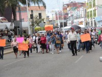 Jubilados contra el ISSTE; se manifiestan