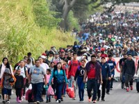 Caravana migrante llega a  Villa Comaltitlán, Chiapas