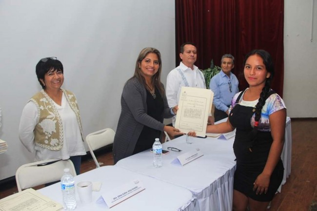 Entrega CONAVI 40 escrituras de viviendas