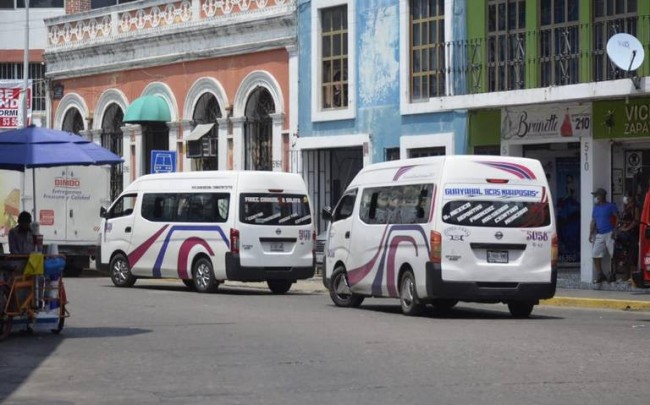 Quieren los transportistas de Villahermosa aumento al costo de pasaje; le piden a Semovi