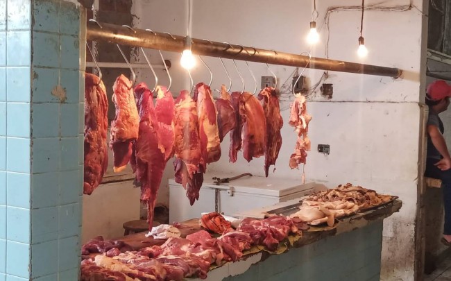 Estable, la venta de carne de res en mercados