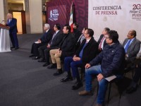 Advierte AMLO austeridad para financiar las pensiones