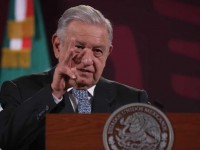 Insiste AMLO en iniciativa para que trabajadores reciban una pensión