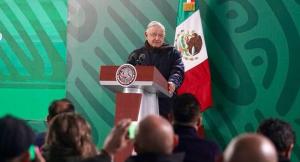 Reta AMLO a la oposición a presentar su proyecto