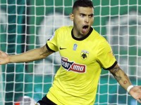 AEK Atenas de Orbelín Pineda remonta  y le arrebata la victoria a Giannina 4-2