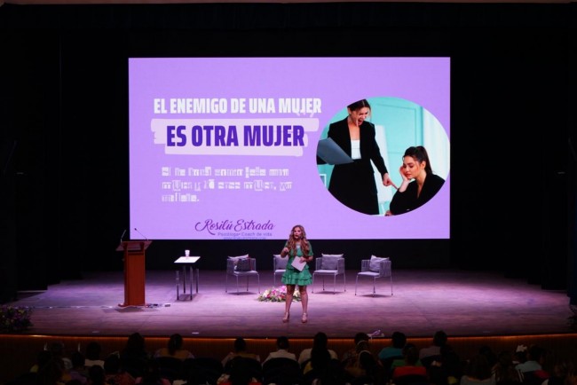 Convoca el STAIUJAT a invertir más en las mujeres