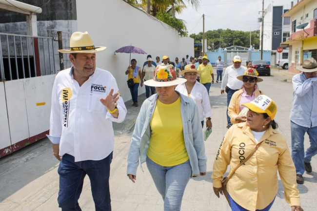 Los tabasqueños debemos ponerle un freno a las políticas públicas de AMLO: Fócil Pérez