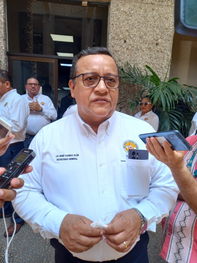 Determina SUTSET apoyar a Javier May