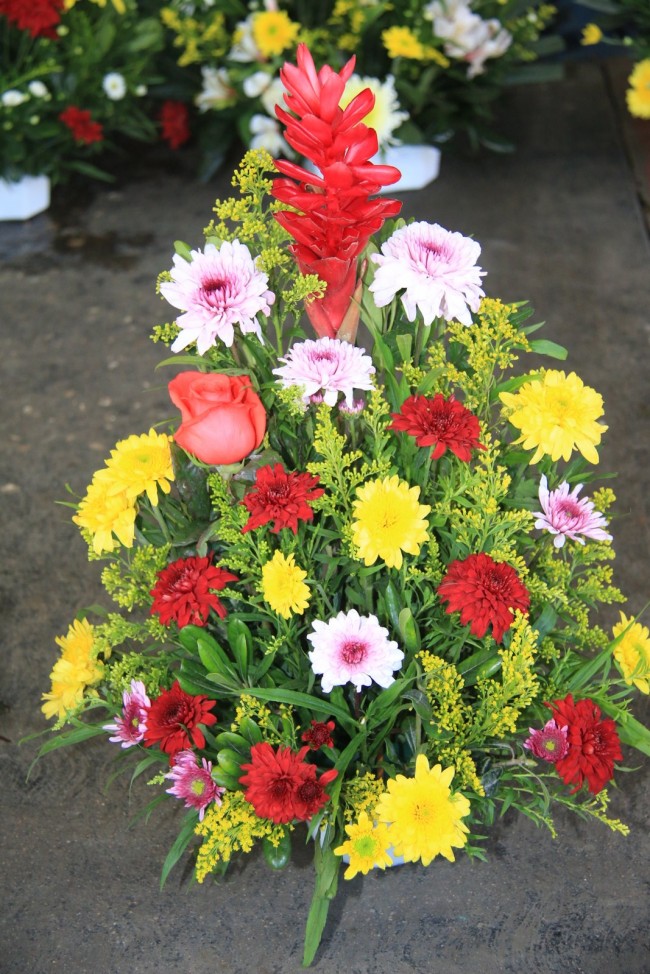 Listas las flores para las mamás