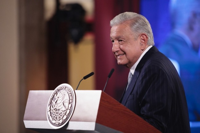 Celebra AMLO creación récord de 84 mil empleos en abril 2024