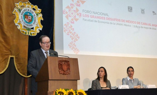 Rector de la UNAM asegura que  la globalización está en crisis