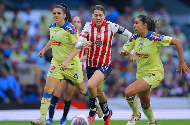 América femenil sepulta a las Chivas y avanza a las semifinales