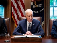 Firma Biden orden ejecutiva para el cierre de la frontera con México