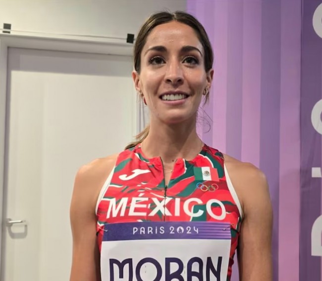 Paola Morán tras avanzar a semifinales de los 400 metros