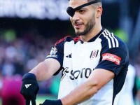 Raúl Jiménez aparece y  marca gol con el Fulham