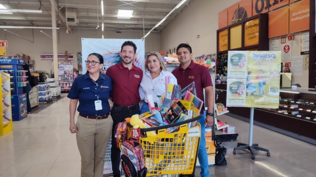 Inauguran la Feria de Regreso a Clases 2024