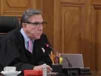 Jueces deben permanecer ausentes del debate político, pero no del debate técnico