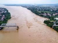 Más de 60 muertos por tormentas en Vietnam