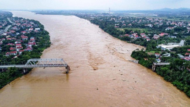 Más de 60 muertos por tormentas en Vietnam