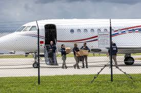 Confisca EU avión oficial de Nicolás Maduro, por sanciones contra Venezuela