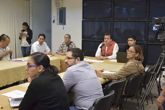 Refuerzan prevención de embarazos en las adolescentes