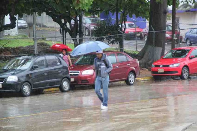 Continuarán las lluvias en Tabasco