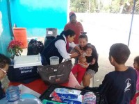 Atiende Salud a los afectados por las lluvias