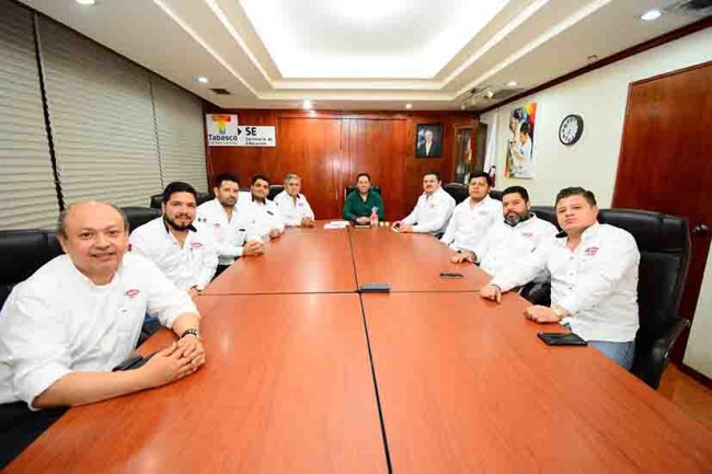 Preparan convenio Educación-CMIC
