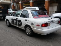 Con base en la ley,  combate SCT pirataje  en servicio de taxis