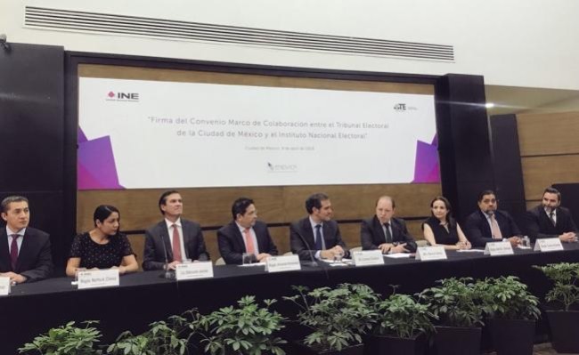 Detienen impresión  de boleta presidencial