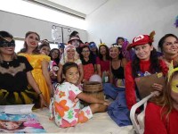 Llevan alegría a pacientes del Hospital del Niño