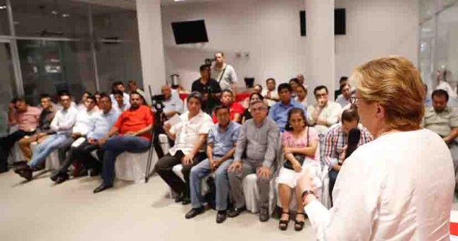 Juntos recuperaremos el desarrollo económico