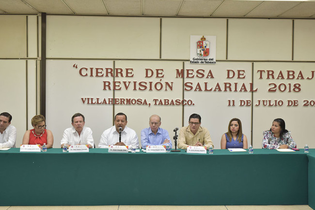 Aumento de 4 por ciento a trabajadores estatales