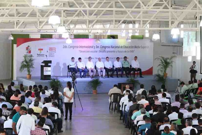 Fortalecer competencias para revertir deserción