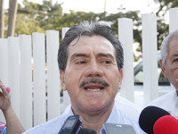 Pide Evaristo apoyo para  desalojar a 120 ambulantes