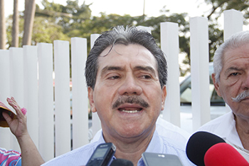 Pide Evaristo apoyo para  desalojar a 120 ambulantes