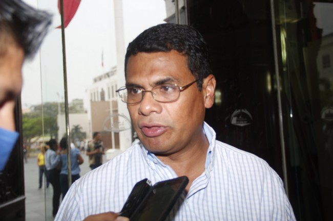Asumiremos adeudo  de 17 mdp con la CFE