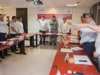 Toman protesta integrantes del Consejo  de Vinculación y Pertinencia de la UTTAB